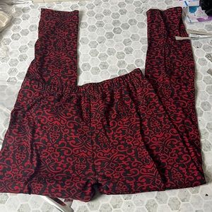 Chandly Medium Elastic Waist Red Black Paisley Print Leggings